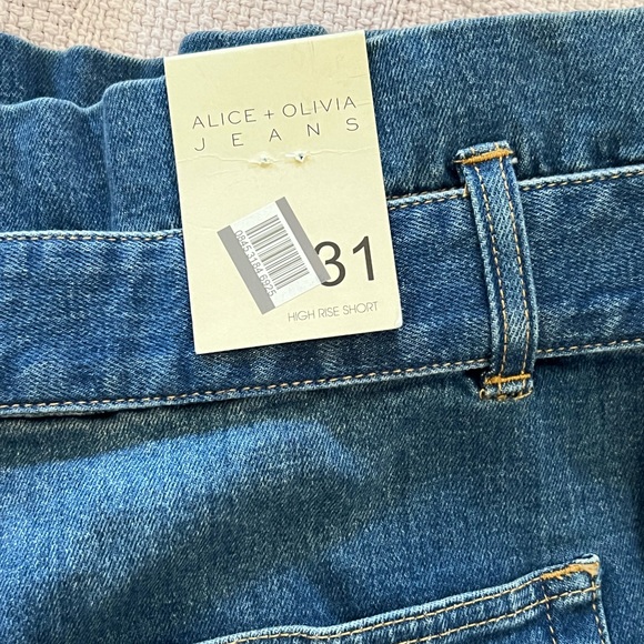 Alice + Olivia Jeans High-Waisted Belted Blue Denim Shorts - Picture 4 of 6